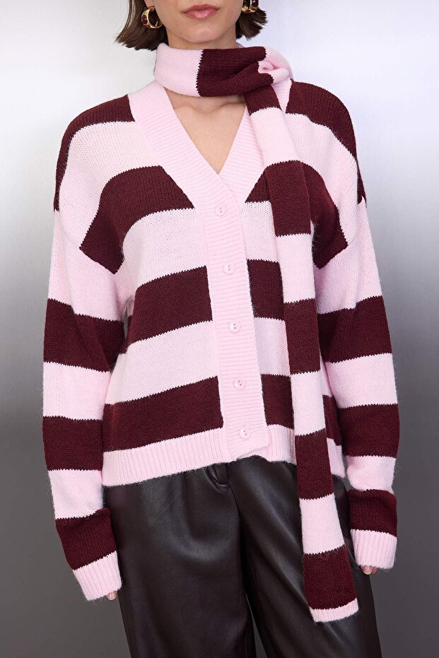 Pembe Şal Detaylı Yumuşak Dokulu Oversize V Yaka Triko Hırka TWOAW26HI00278 - 6
