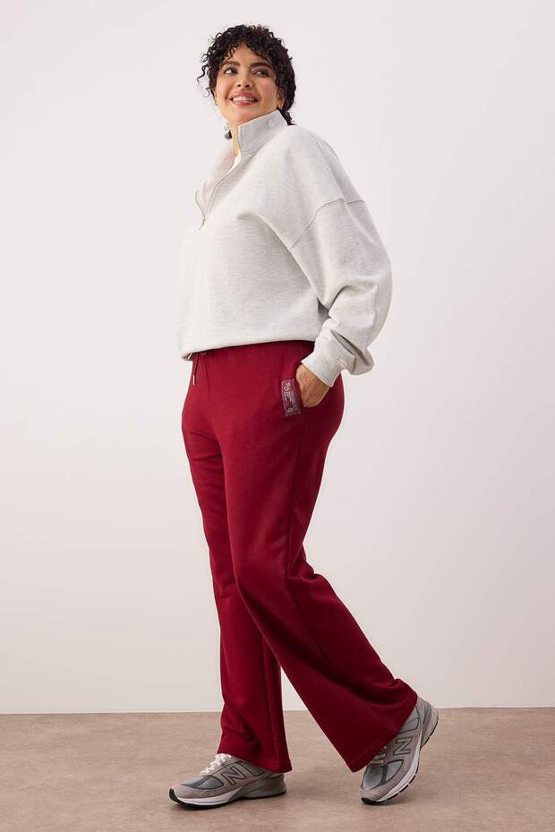 Bordo Etiket Detaylı Wide Leg/Geniş Paça Büyük Beden Eşofman Altı TBBAW26AJ00010 - 2