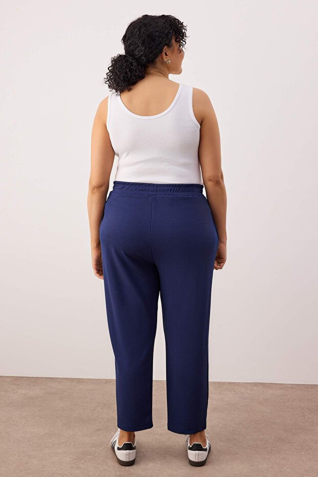 Indigo Havuç/Carrot Fit Dökümlü Büyük Beden Eşofman Altı TBBAW26AJ00008 - 4