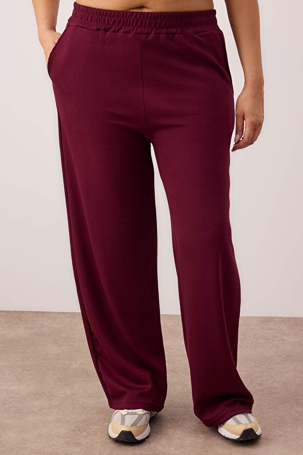 طقم بدلة رياضية من القماش الناعم المريح ذو اللون العنابي مع سحاب أمامي مقاس كبير TBBAW26TS00017 - 3