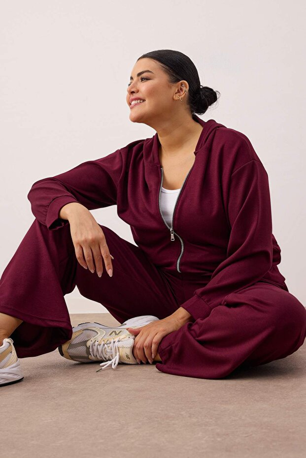 طقم بدلة رياضية من القماش الناعم المريح ذو اللون العنابي مع سحاب أمامي مقاس كبير TBBAW26TS00017 - 2