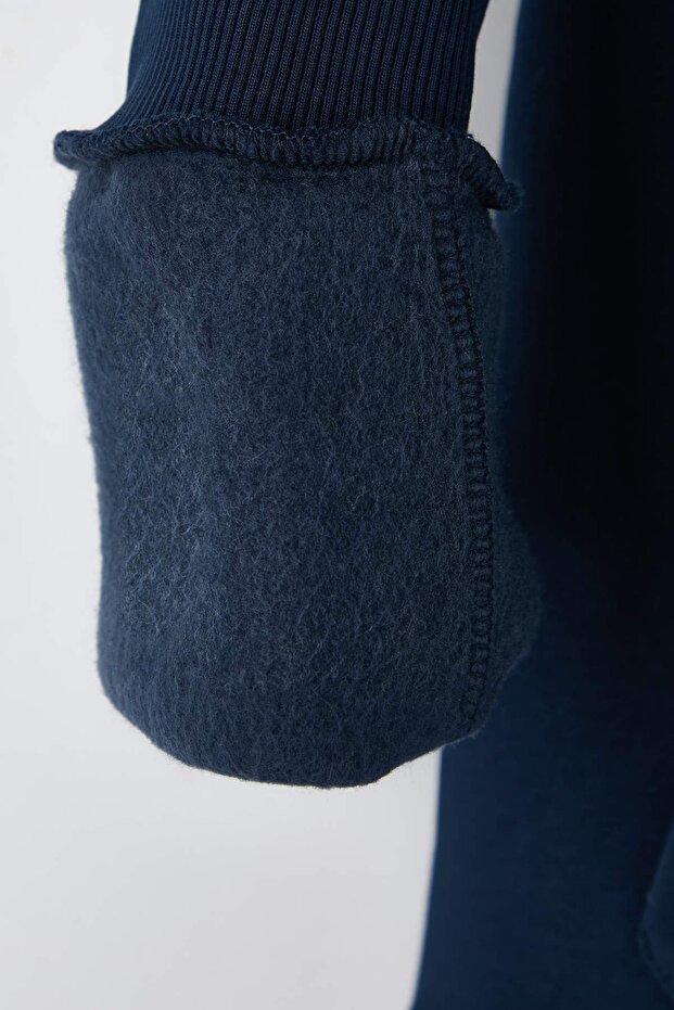 Lacivert Oversize/Geniş Kesim Fermuarlı Kapüşonlu İçi Polarlı Basic Sweatshirt TMNAW25SW00050 - 9