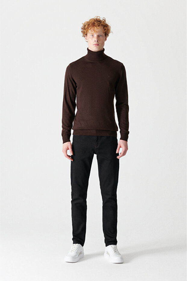 Brauner Basic-Pullover für Herren E005002 - 6