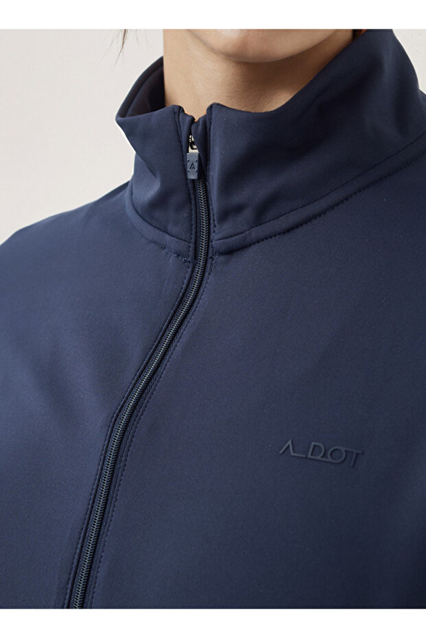 سترة رياضية بسحاب أمامي وجيوب - 4