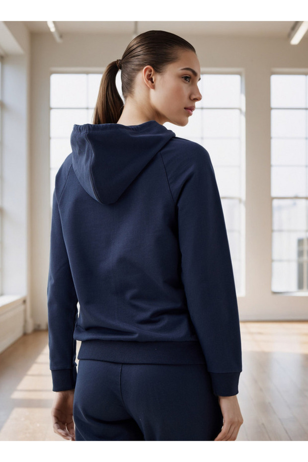 سترة بغطاء رأس وسحاب للإغلاق - 3