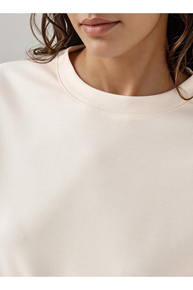 سويت شيرت ناعم الملمس - 4