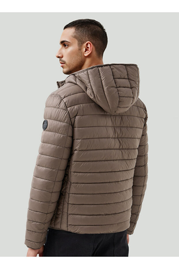 Quilted Lightweight Hooded Jacket - 4