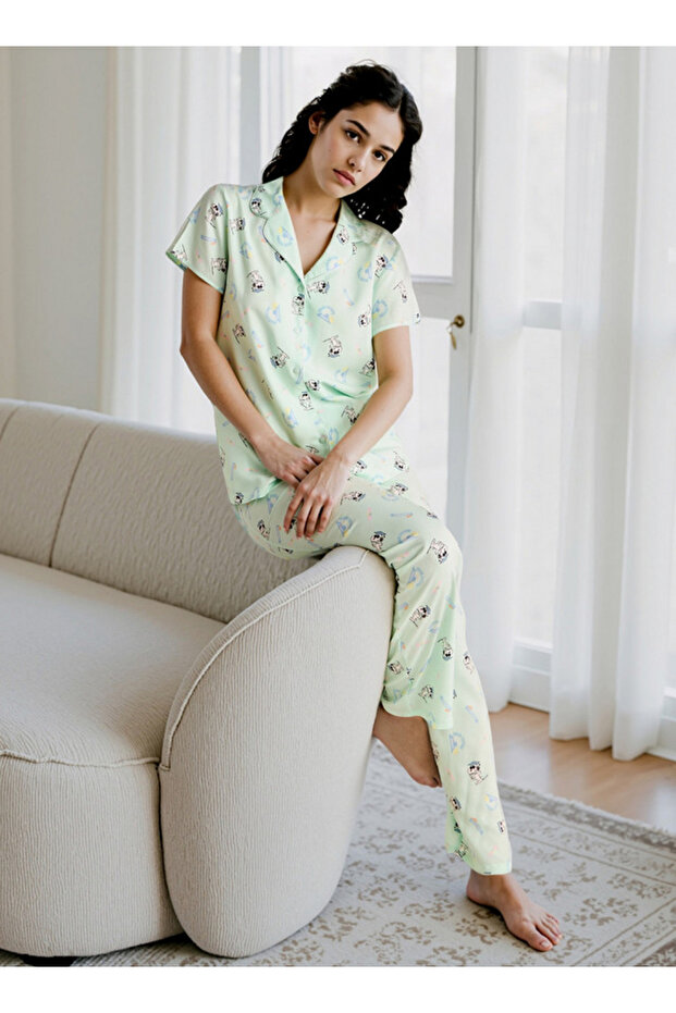 طقم بيجامة بطبعة سنوبي - 1