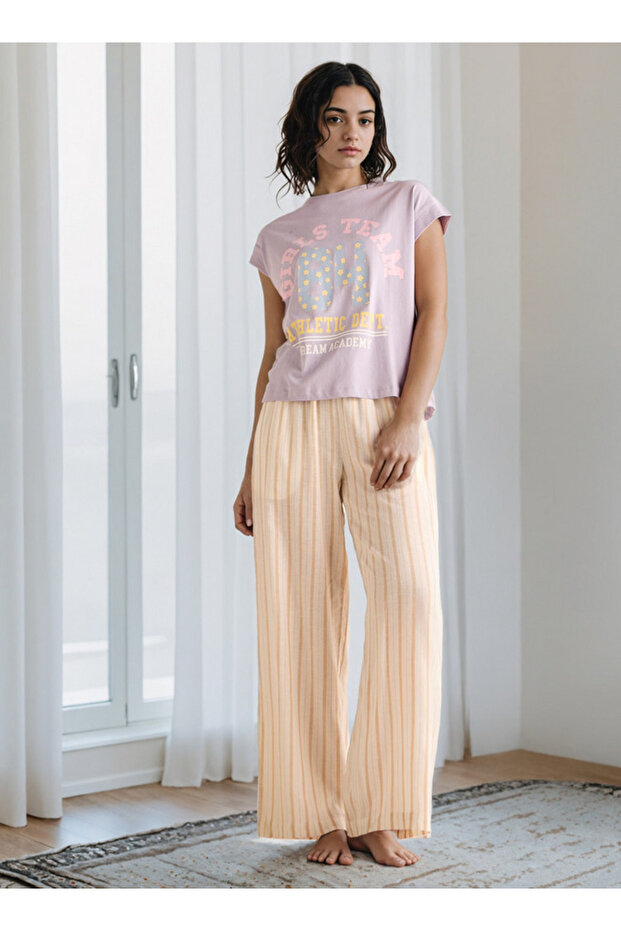 بلوزة مطبوعة بأكمام طويلة - 2