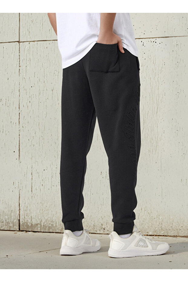 بنطال رياضي منقوش - 4