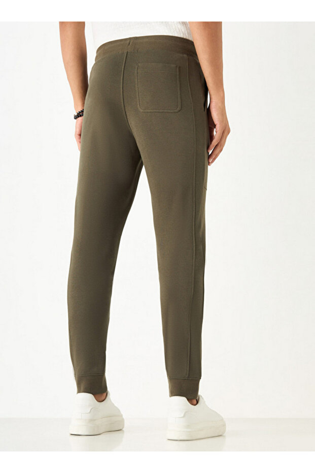 بنطال رياضي منسوج بإغلاق برباط وجيوب - 3