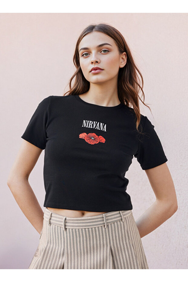 Chr L Graphic Rib Crop Tees