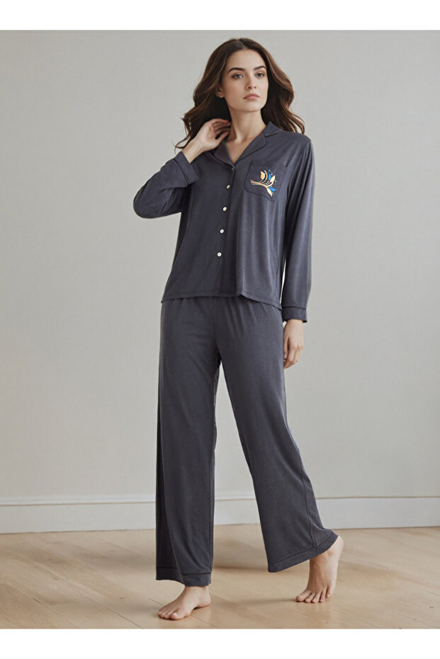 طقم بيجاما بأكمام طويلة وياقة - 1