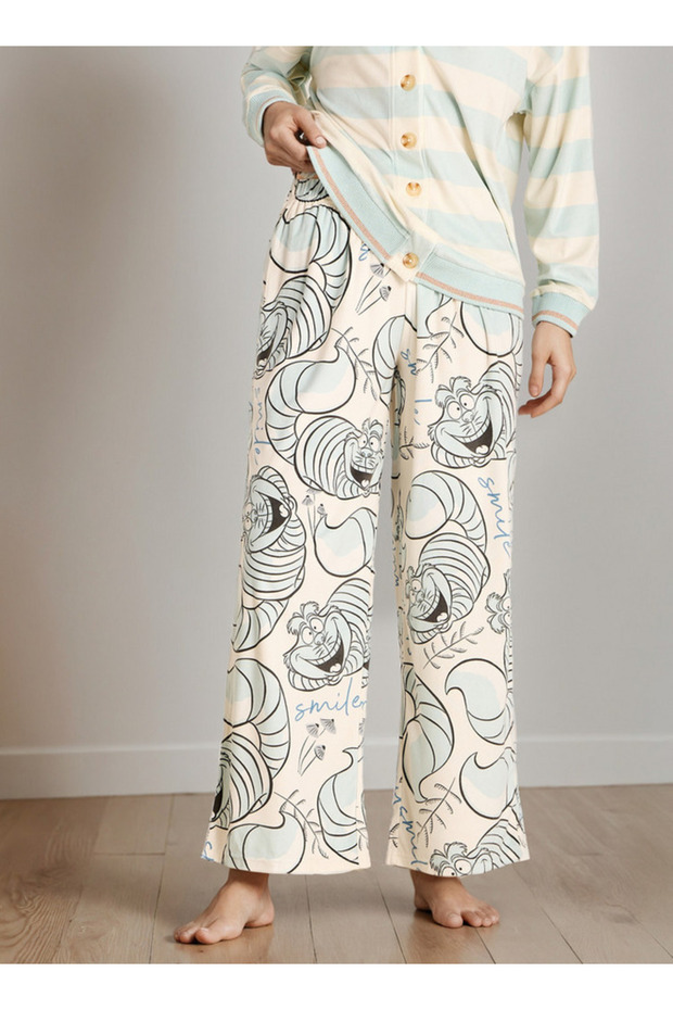 بيجامة مطبوع بجاكيت مخطط - 3