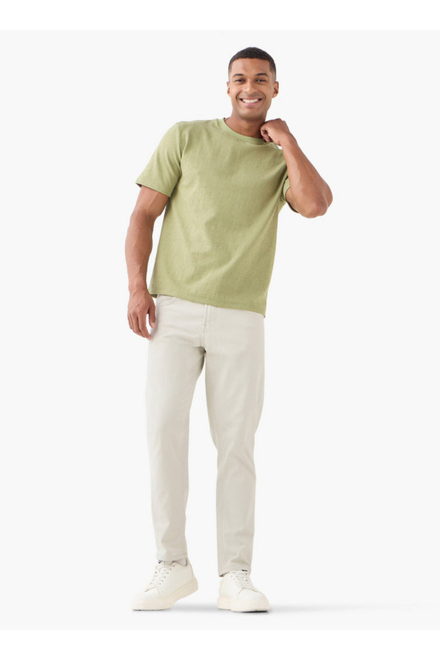 تي شيرت مريح ومحكم - 2