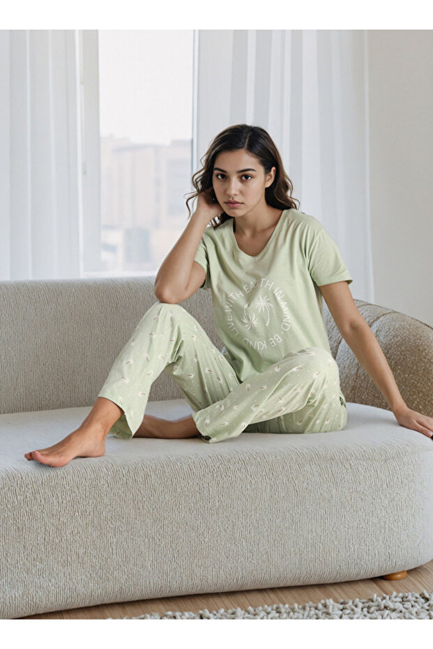 طقم بيجامة مطبوع - 1