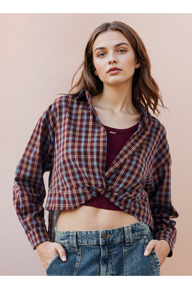 قميص منقوش بقصّة عادية - 1