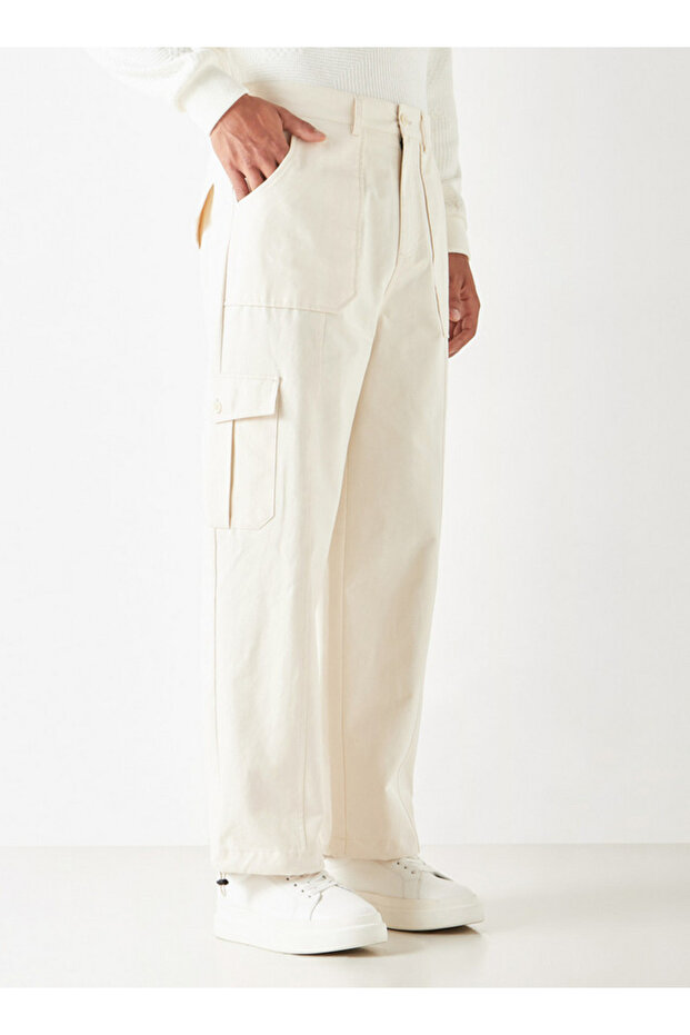 Solid Relaxed Fit Pants with Pockets - 1