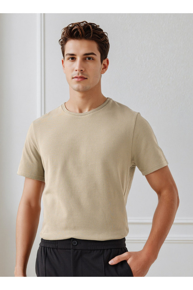 تي شيرت منقوش بالفشار - 1