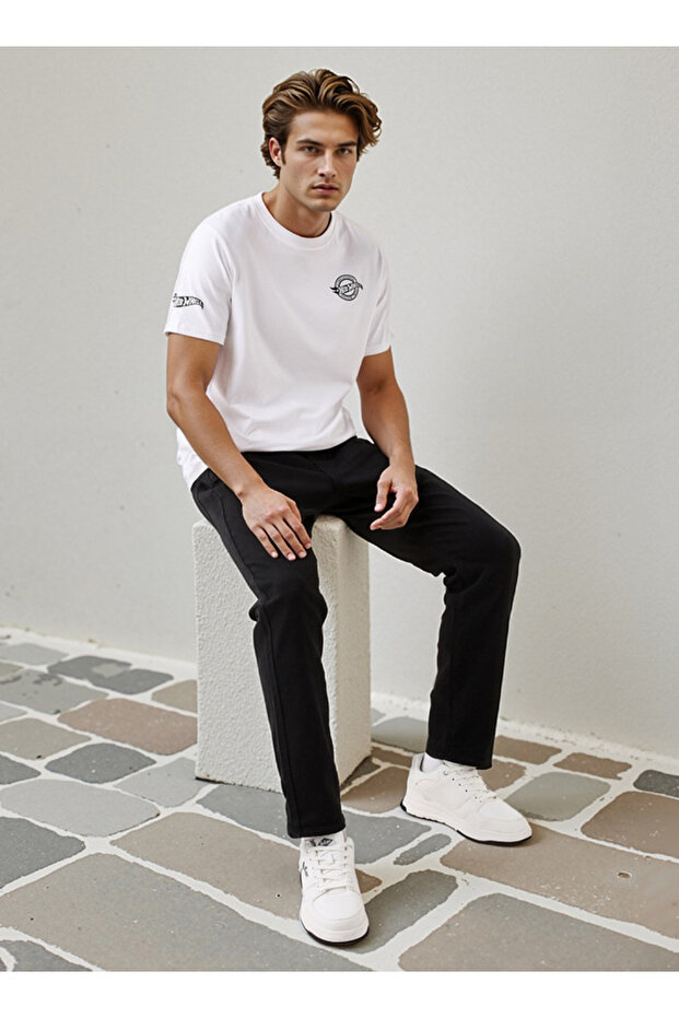 Hot Wheels Print Round Neck T-shirt - 2