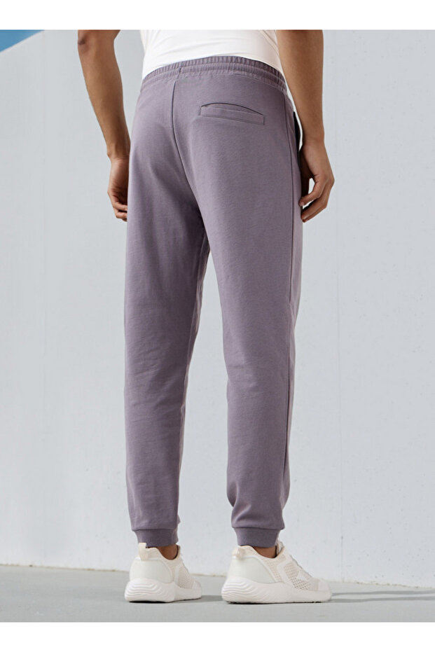 Basic Jogger With Zipper Puller - 3