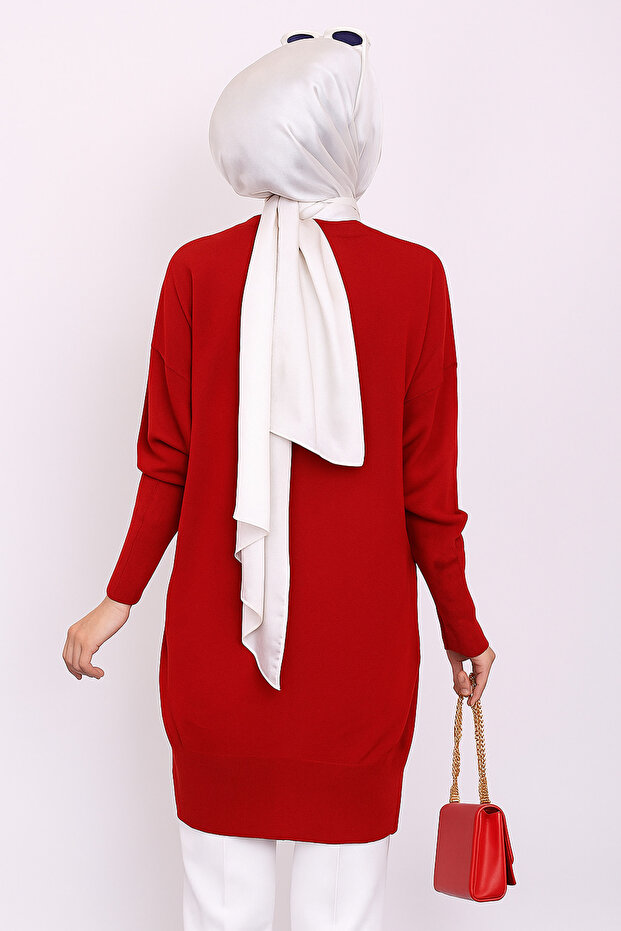 скромен пуловер - 2