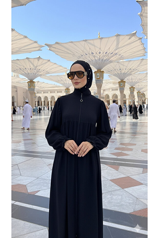 Merve Model Umre Feracesi - 1