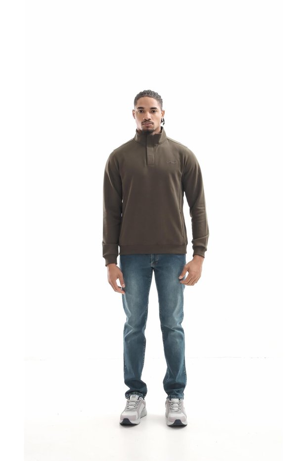 Turtleneck sweatshirt