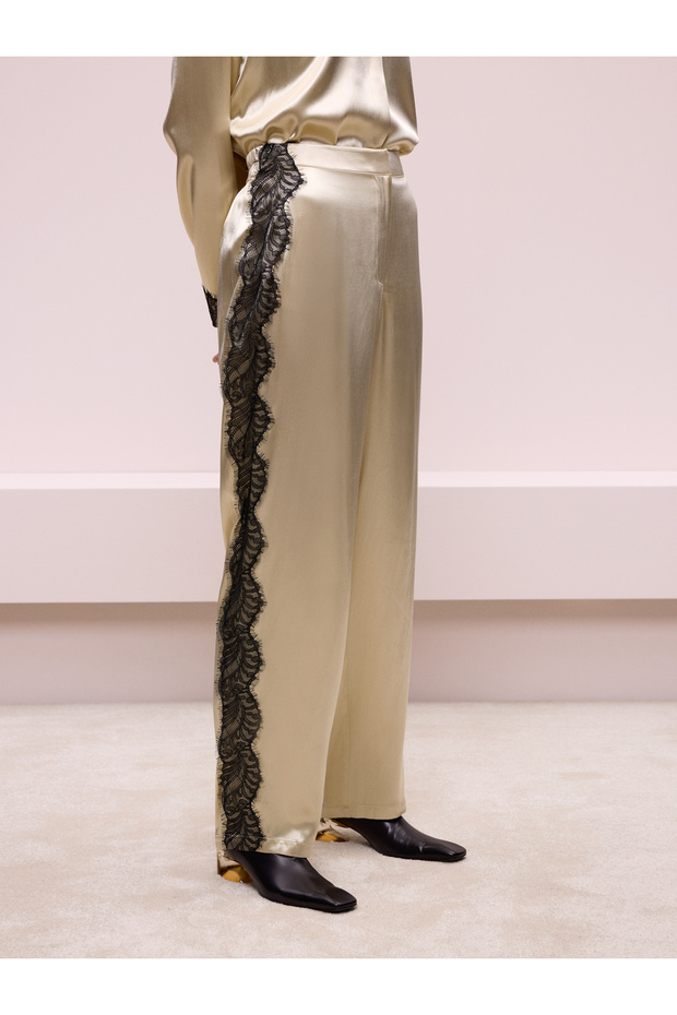 Dantel Şeritli Bej Pantolon - 4
