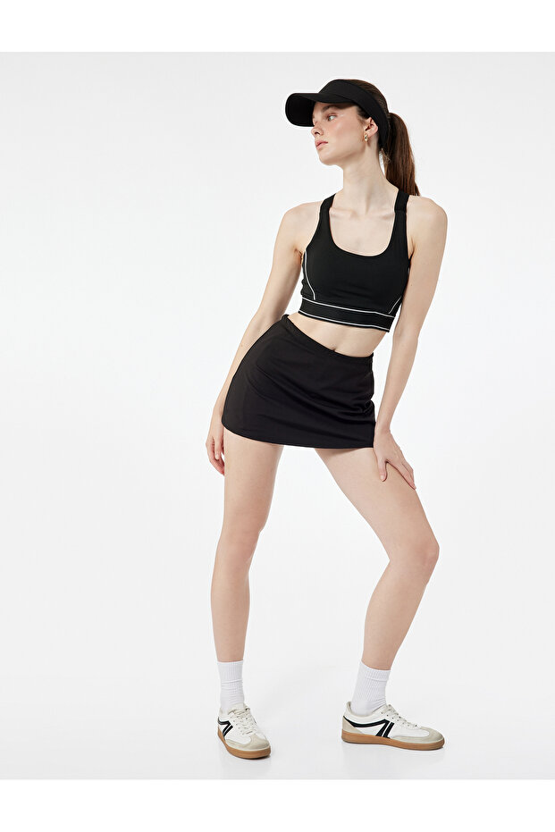 Slim Fit Sleeveless U Neck Sports Bra