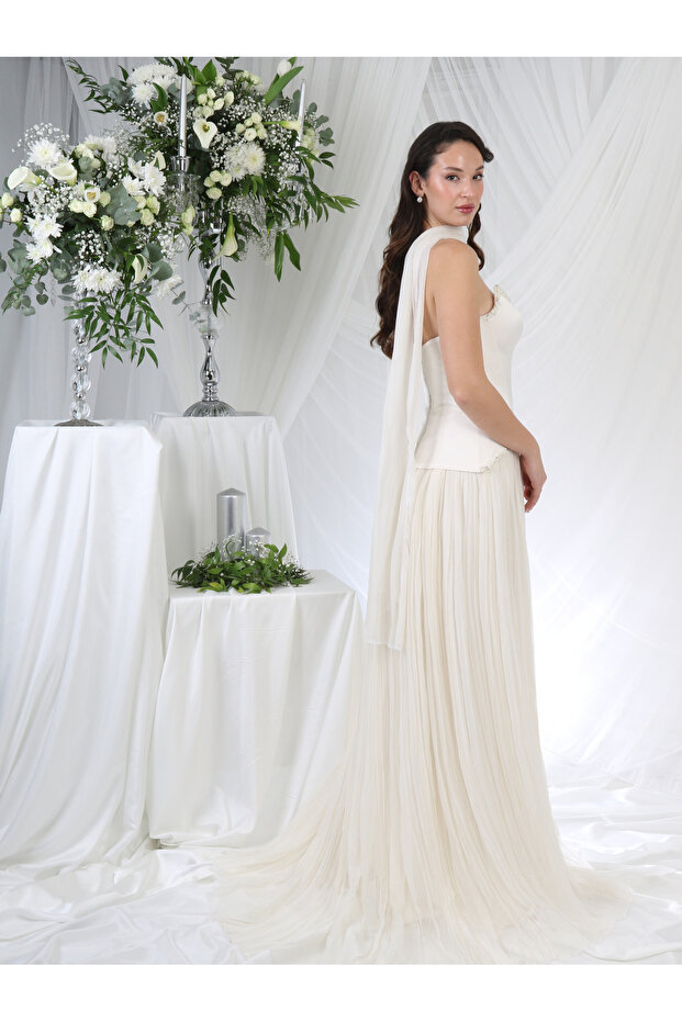 Captivating Affection Uzun Nişan Elbisesi - 5