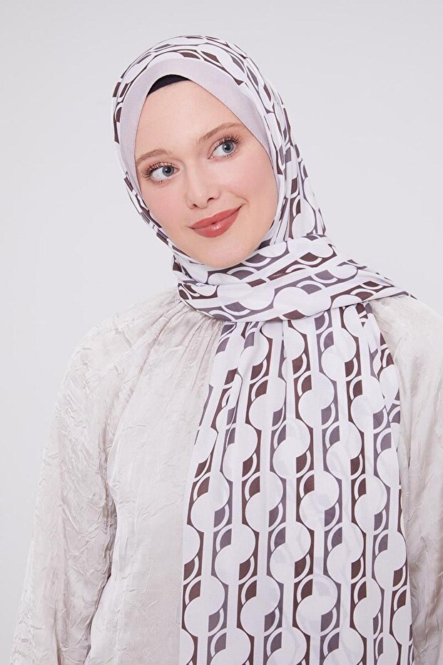 شال أحادي اللون بنمط هندسي من A.Vizon