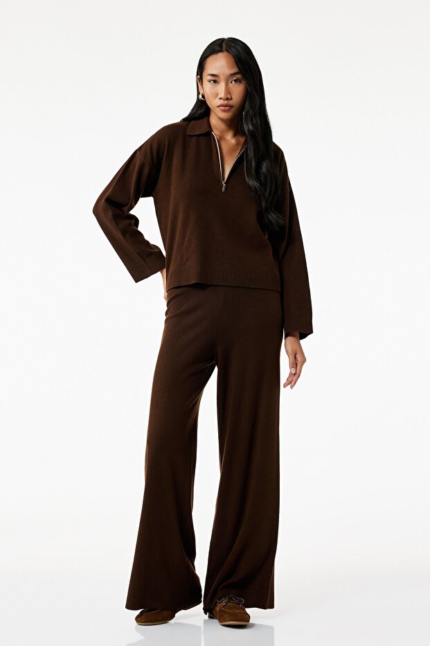 Women / Girls Brown Trousers (Model Code:6Wak40006Ht540)