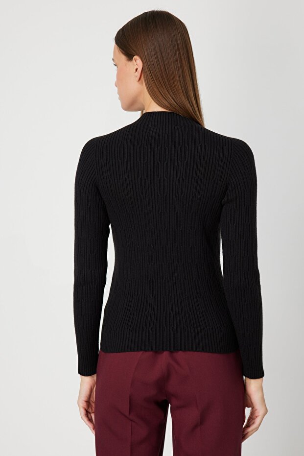 سترة تريكو منقوشة برقبة دائرية - 4