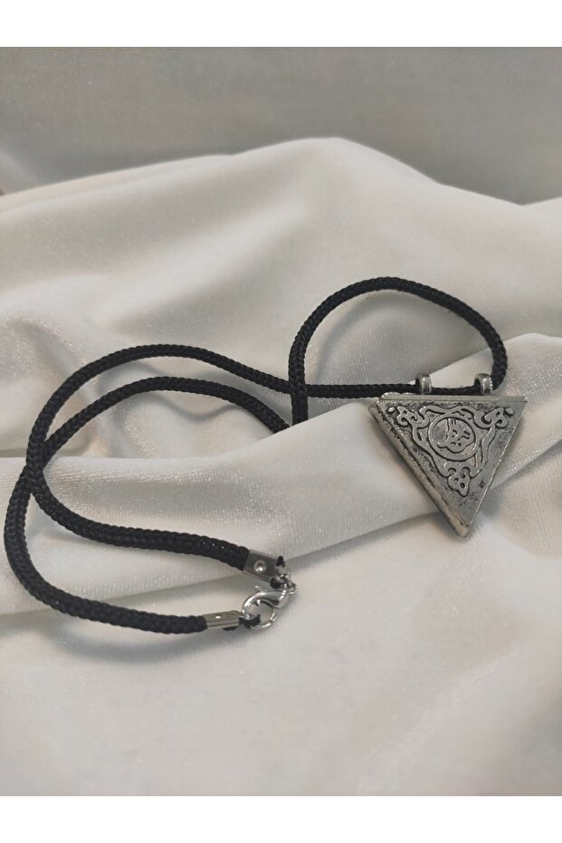 Prayer Sure Verse Protective Triangle Metal Cevşen