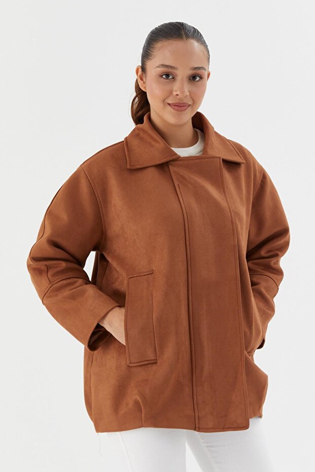 سترة من جلد الغزال باللون البني الداكن - 3