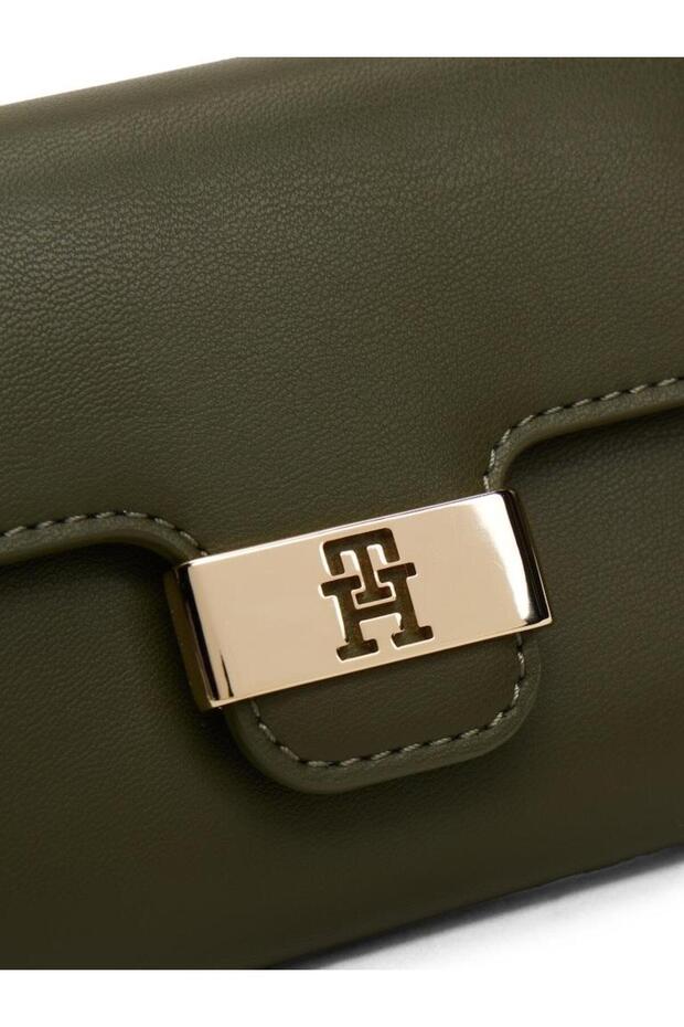 TH HERITAGE TRIFOLD - 3