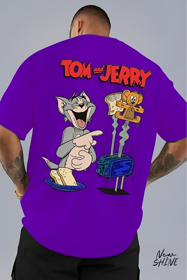 تيشيرت بطبعة Tom and Jerry، قصة واسعة / فضفاضة