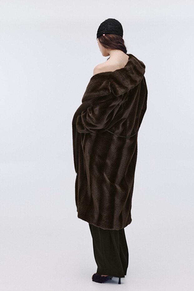 Kemerli uzun suni kürk kaban - 7