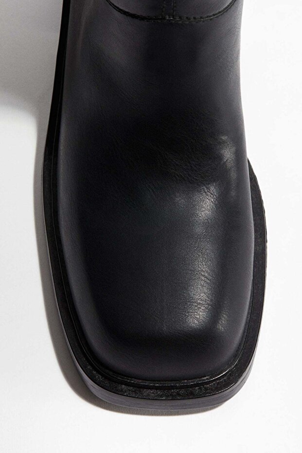 أحذية بكعب عريض - 6