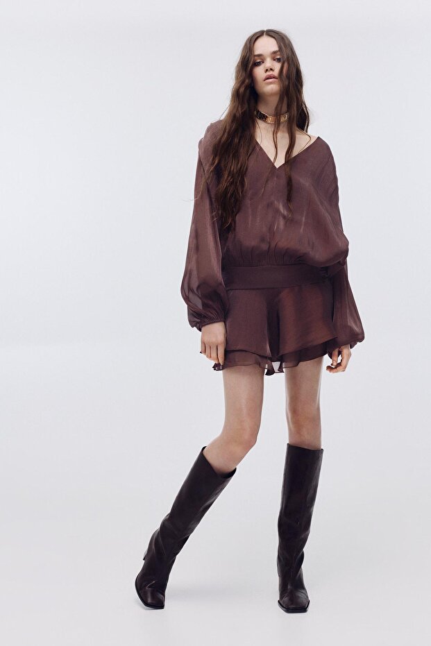 Fırfırlı parlak kısa elbise - 3