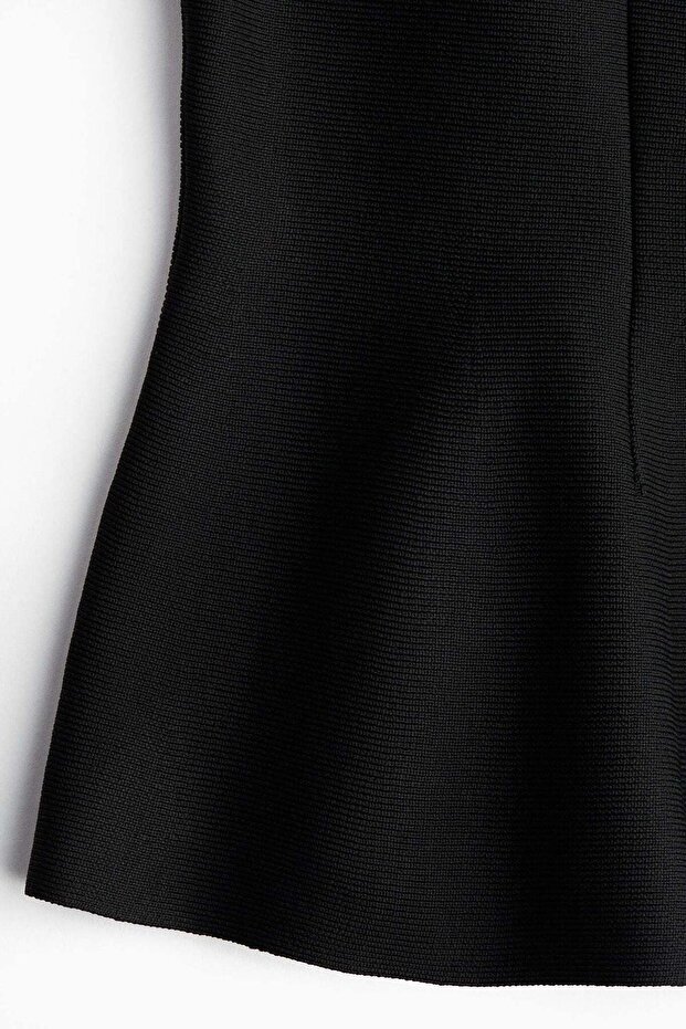 بلوزة بيبلوم - 2