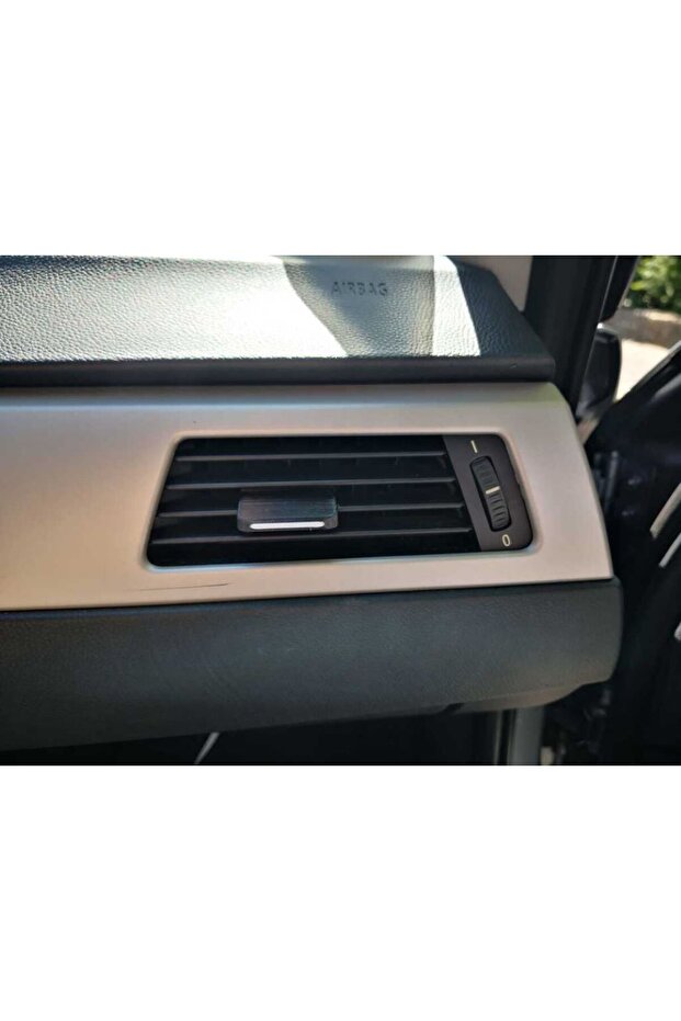 BMW E90 E91 E92 E93 Klima ızgara yönlendirici 4 Adet - 2