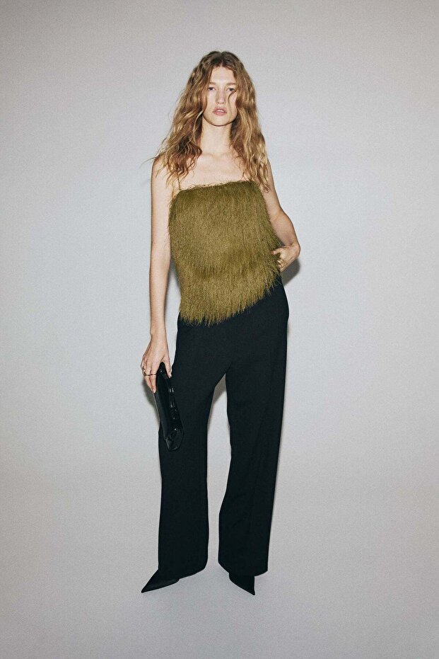 بلوزة ذات أشرطة مزينة بشراشيب - 3