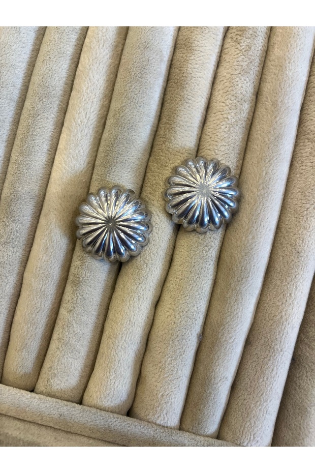 Basic Earrings