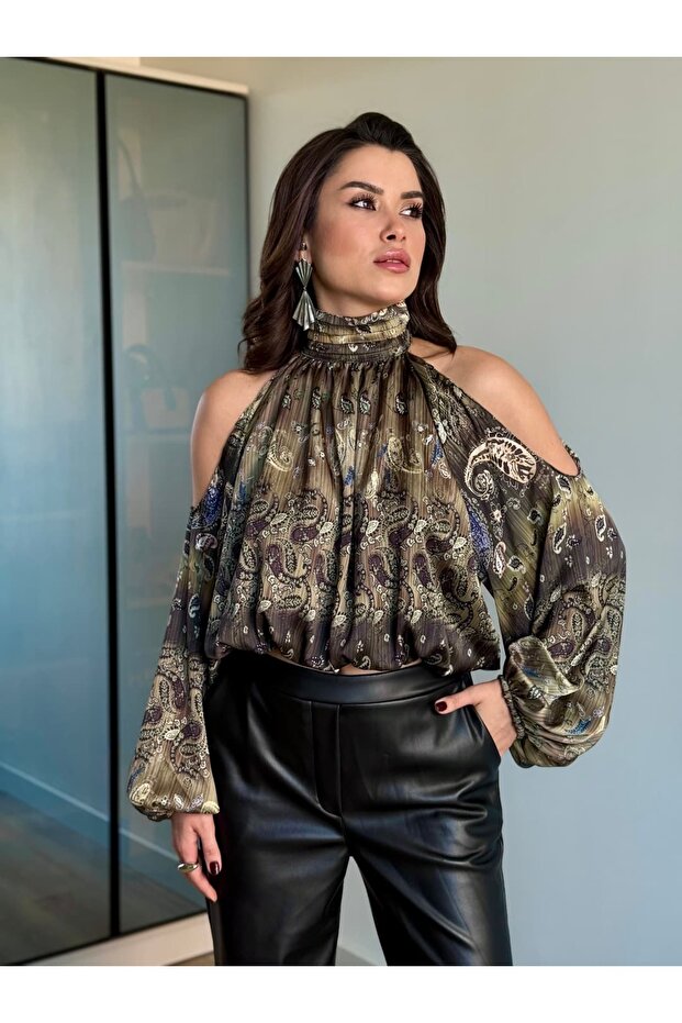 Omuz Dekolteli Bluz - 1