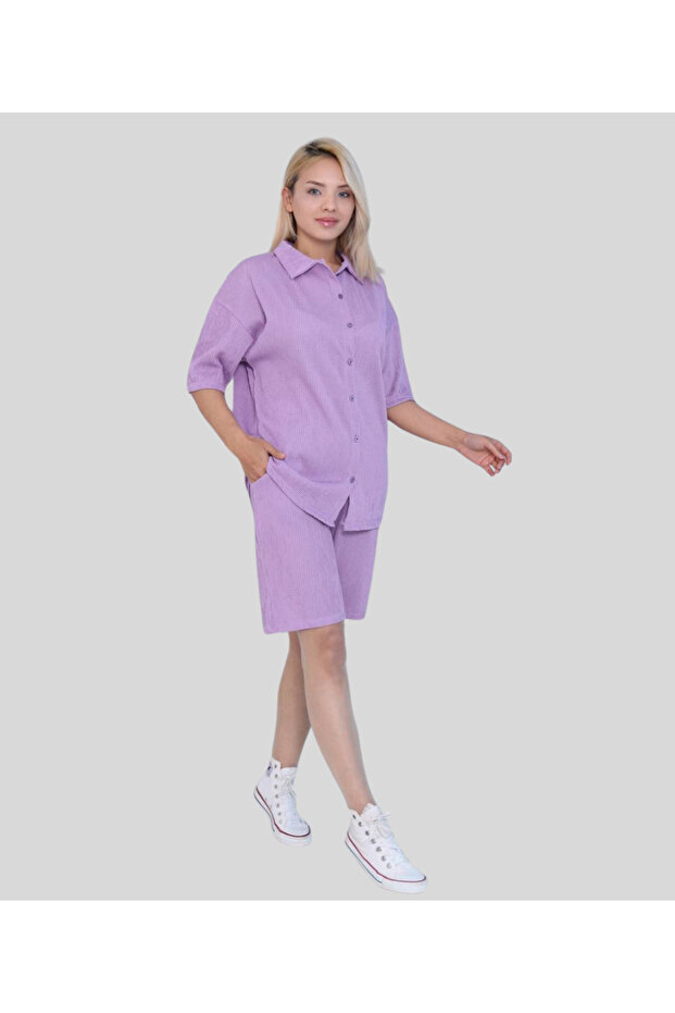 طقم نسائي من قطعتين