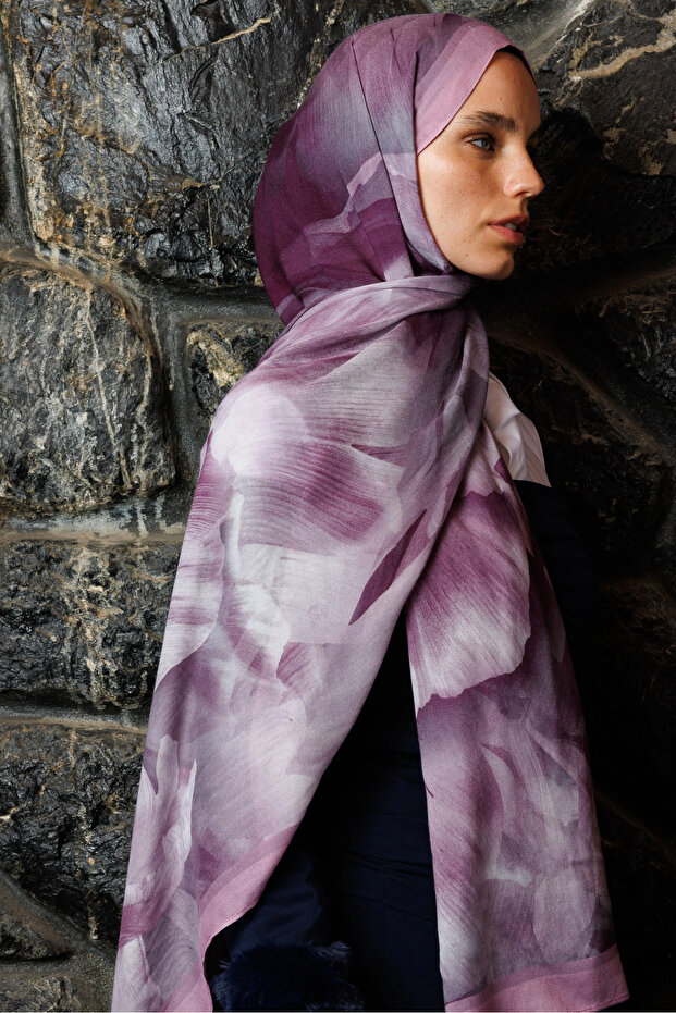 Lilac Fleur Pattern Hemp Shawl - 1