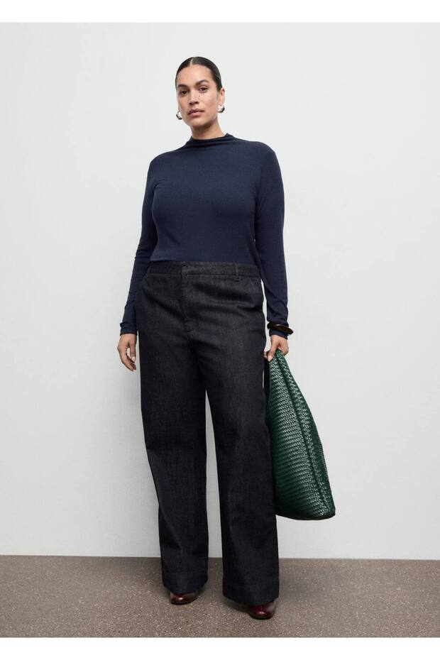 Dik yaka tişört - 8