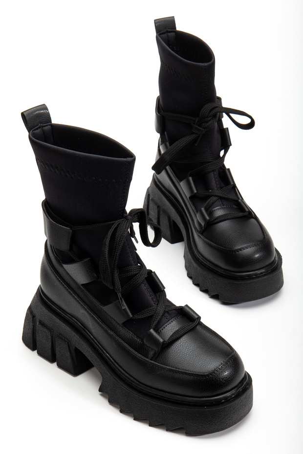 Siyah Kalın Tabanlı Bağcıklı Kadın Bot - 1